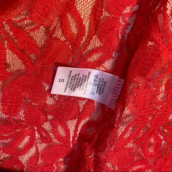 LulaRoe Red Lace Kimono - Picture 5 of 8